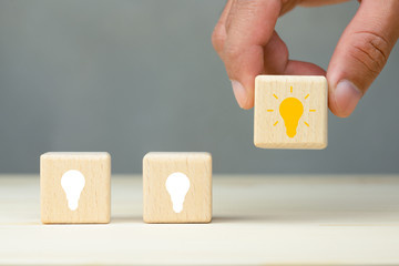 微基金，微基金企业蚂蚁的绿色logo